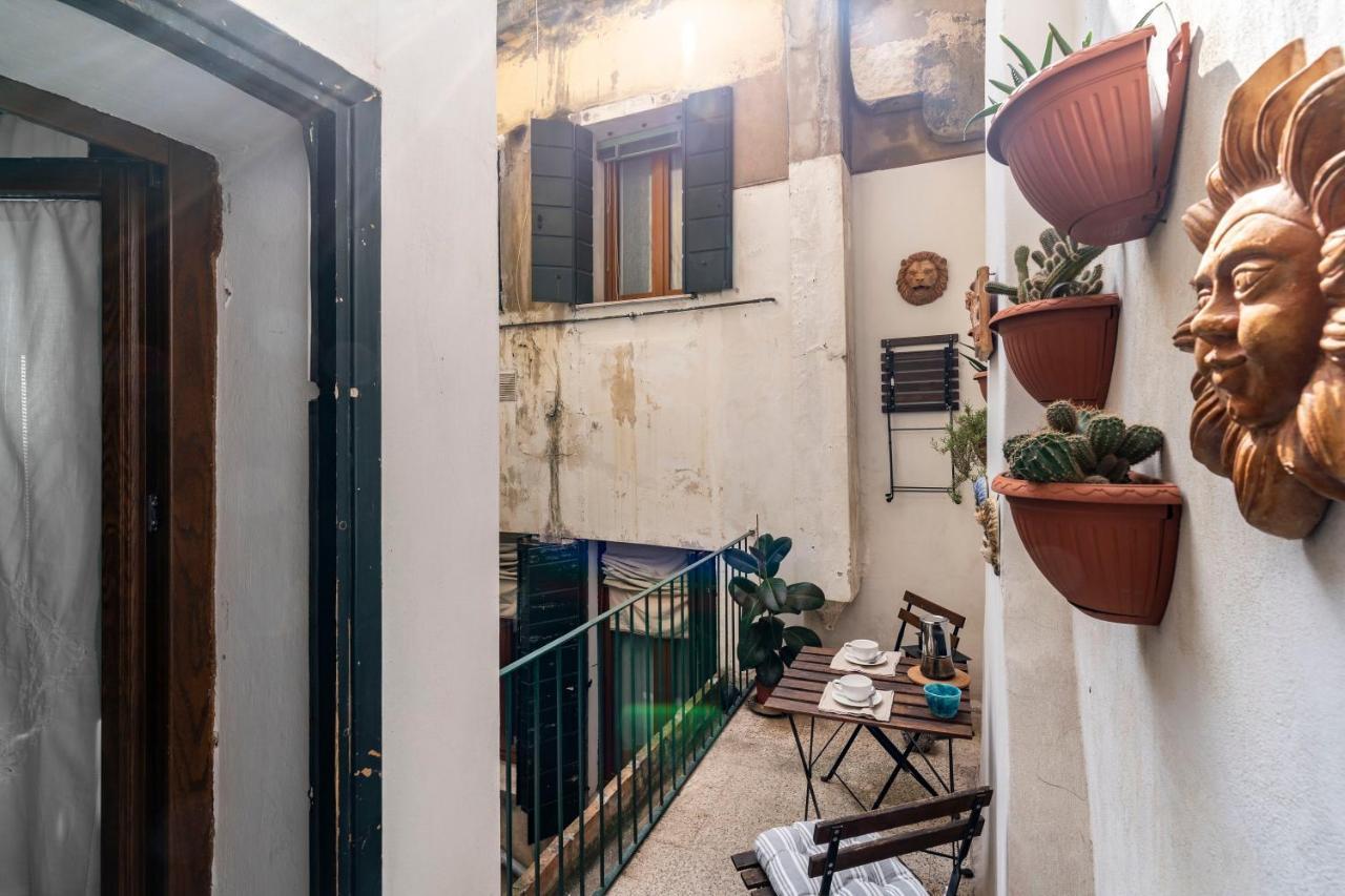 Appartamento Ai Miracoli Veneza Exterior foto